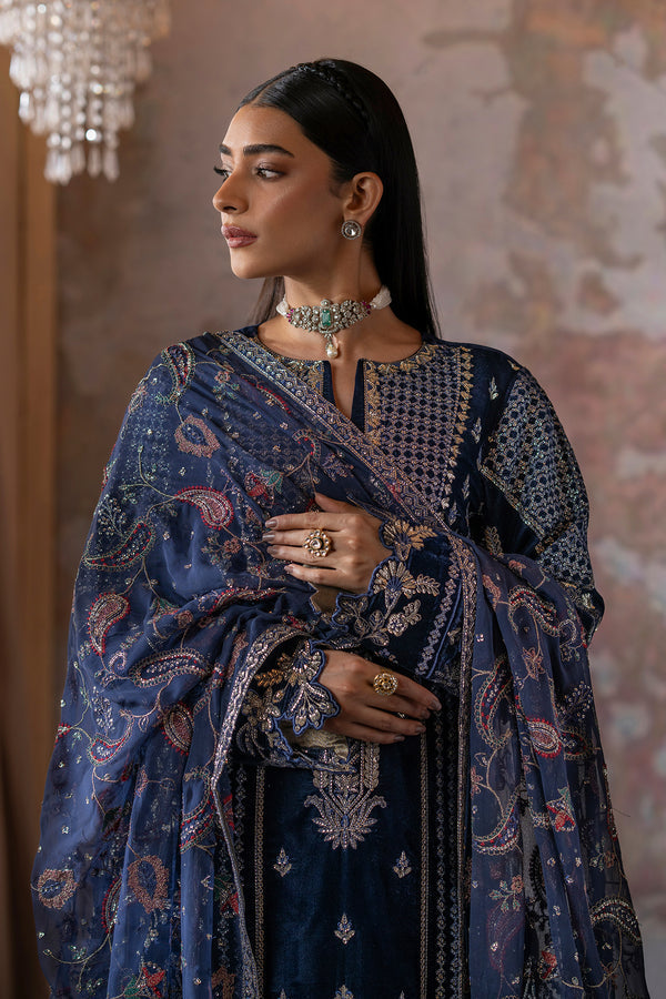 Emaan Adeel | Saanjh Velvet Collection 24 | Roshni -  Emaan Adeel Ladies Clothes -  House of Maryam