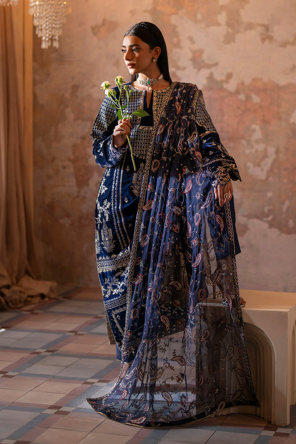 Emaan Adeel | Saanjh Velvet Collection 24 | Roshni -  Emaan Adeel Ladies Clothes - Original Designer Dress - House of Maryam