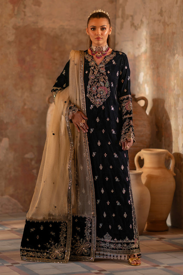 Emaan Adeel | Saanjh Velvet Collection 24 |  Ishaan -  Emaan Adeel Ladies Clothes - Original Designer Dress - House of Maryam