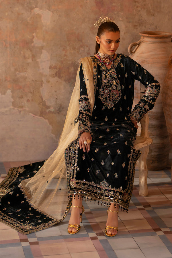 Emaan Adeel | Saanjh Velvet Collection 24 |  Ishaan -  Emaan Adeel Ladies Clothes - Original Designer Dress - House of Maryam