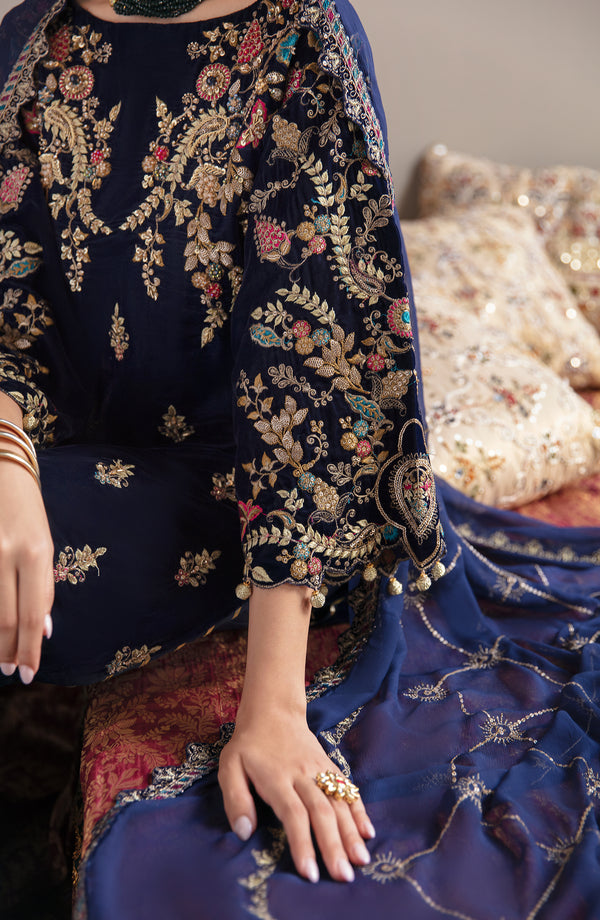 Emaan Adeel | Saanjh Velvet Collection 24 |  MK-03 Falak -  Emaan Adeel Ladies Clothes -  House of Maryam