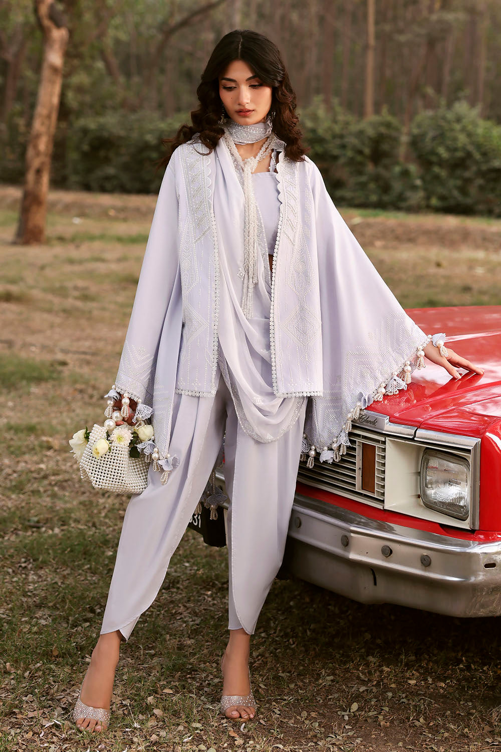 Gul Ahmed | Luxury Lawn 26 | KD-62007, image 4