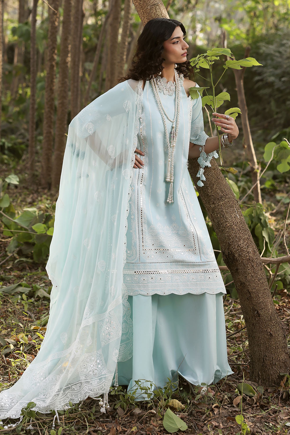 Gul Ahmed | Luxury Lawn 26 | PM-62024, image 5