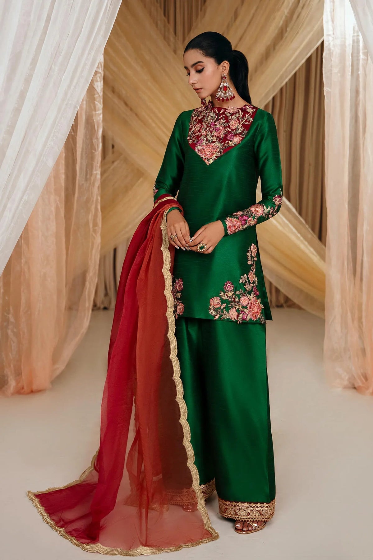 Musferah Saad | Mystere Formals | Emerald Garden-4