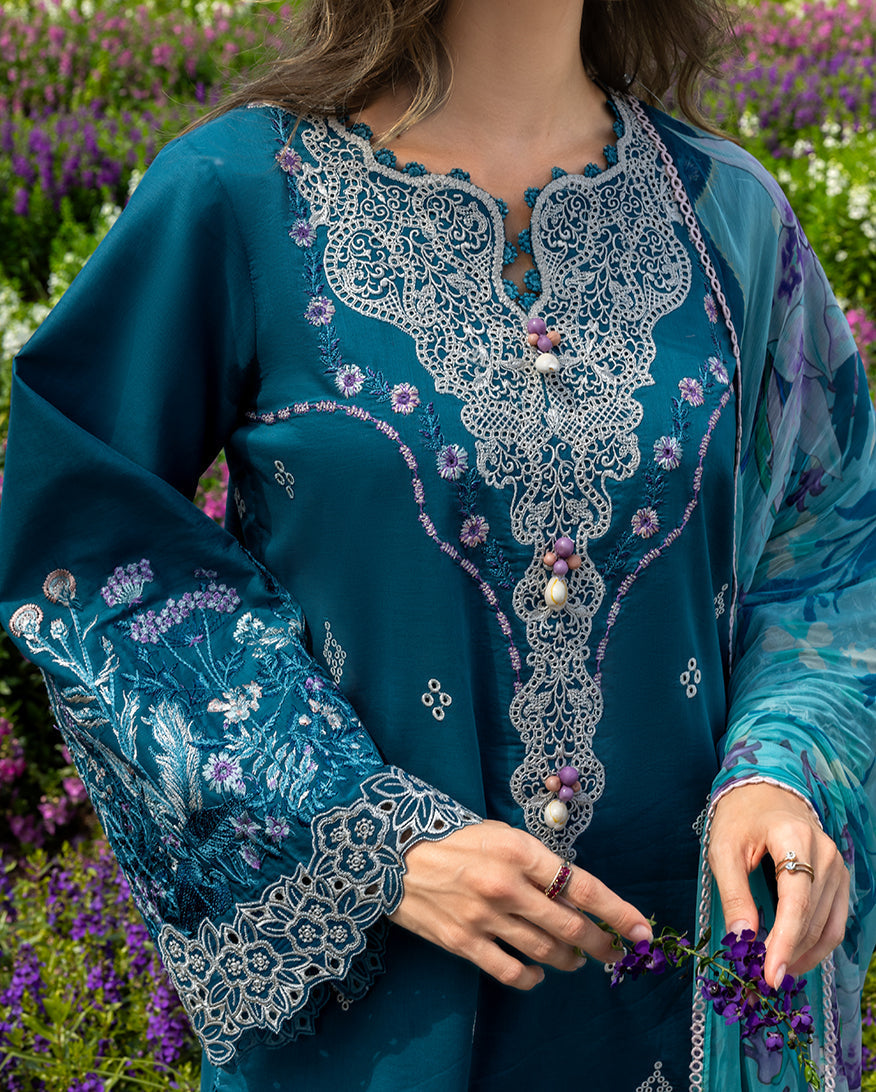 Mushq | Hemline the Secret Garden | Emerald Fern, image 3