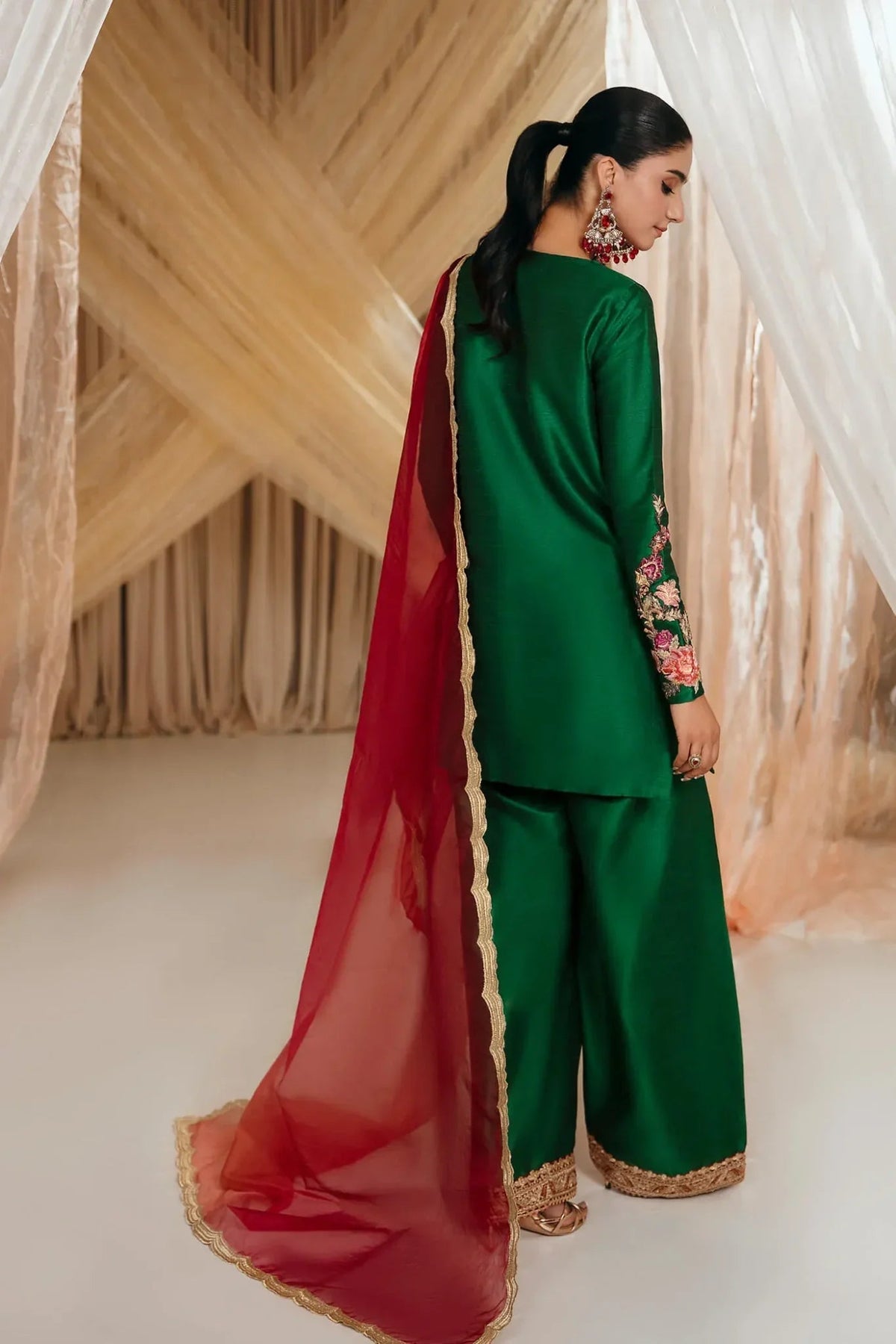 Musferah Saad | Mystere Formals | Emerald Garden-2