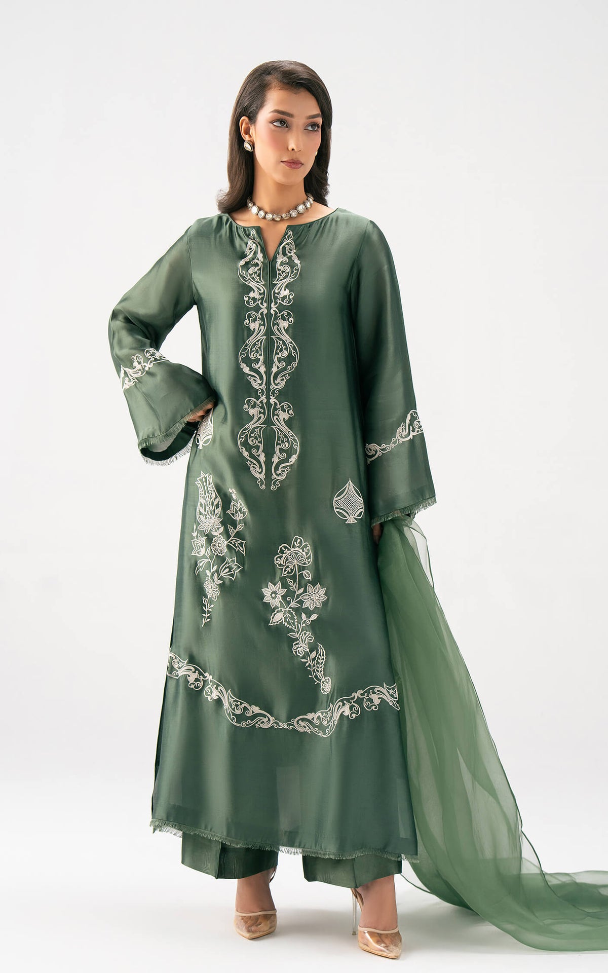 Asifa and Nabeel | Celevara Luxe | Emerald Veil-1