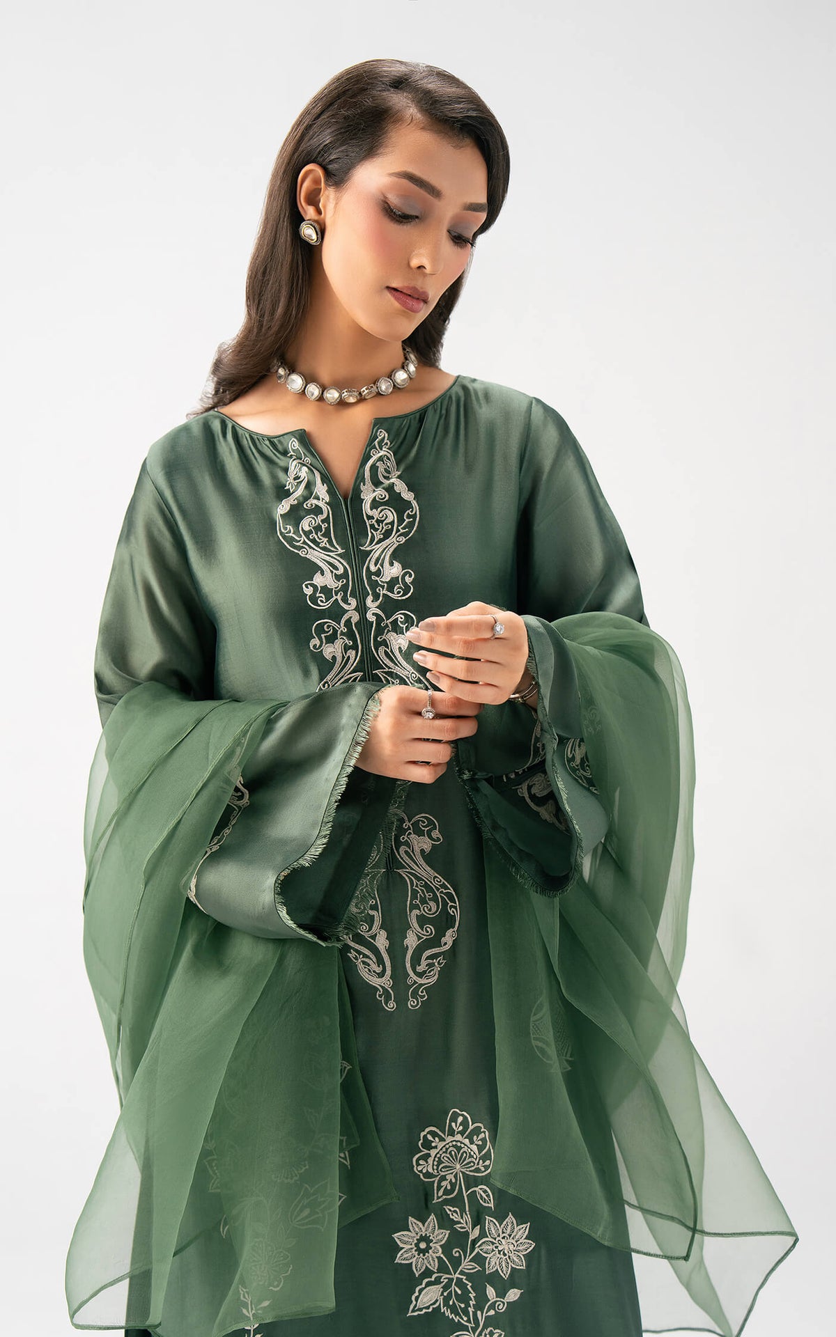 Asifa and Nabeel | Celevara Luxe | Emerald Veil-5