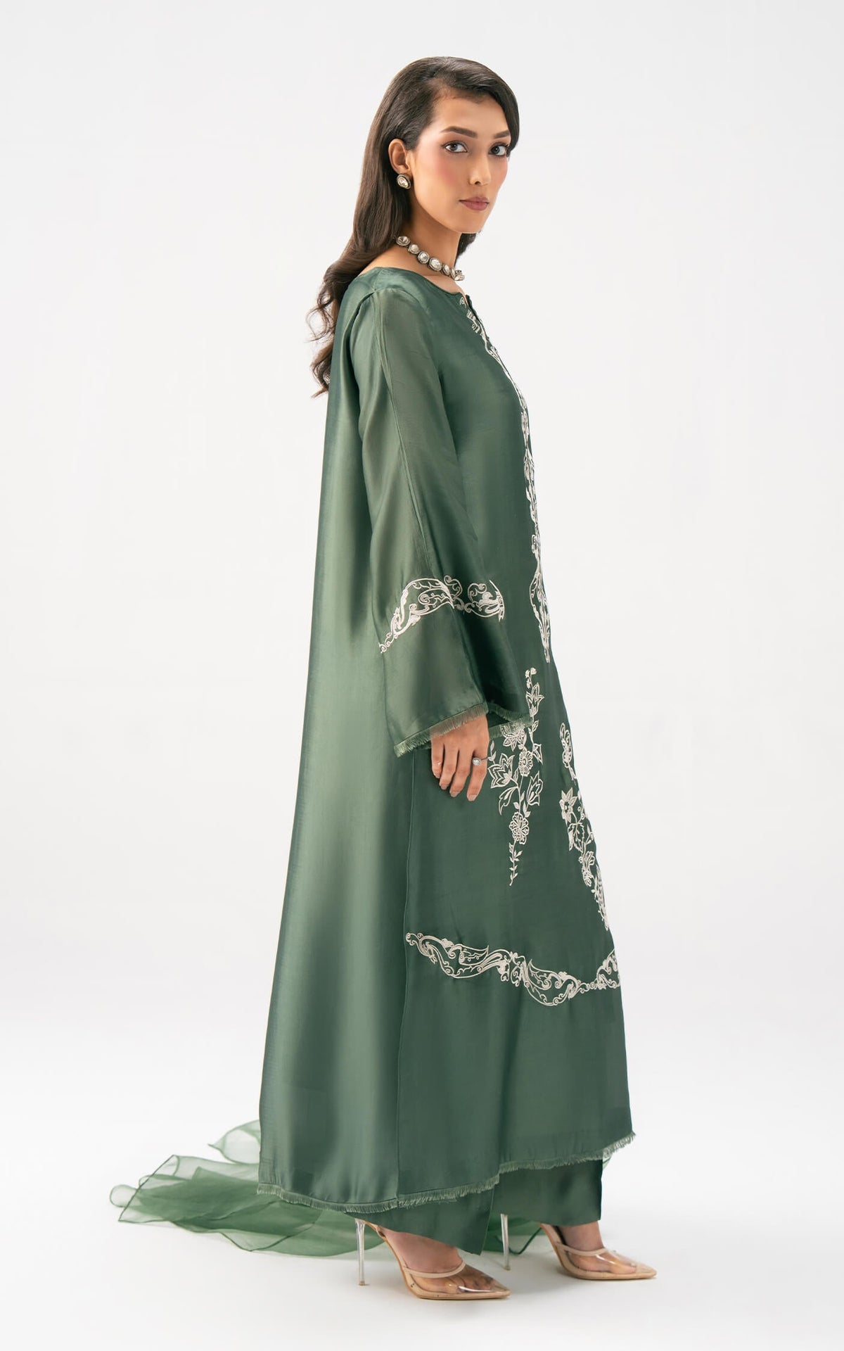 Asifa and Nabeel | Celevara Luxe | Emerald Veil-2