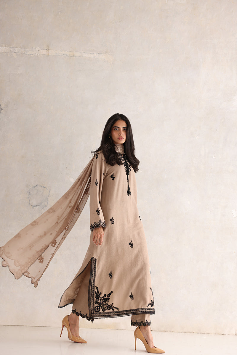 Sana Abbas | Luxury Pret | Emira -  Sana Abbas Ladies Clothes - Original Designer Dress - House of Maryam