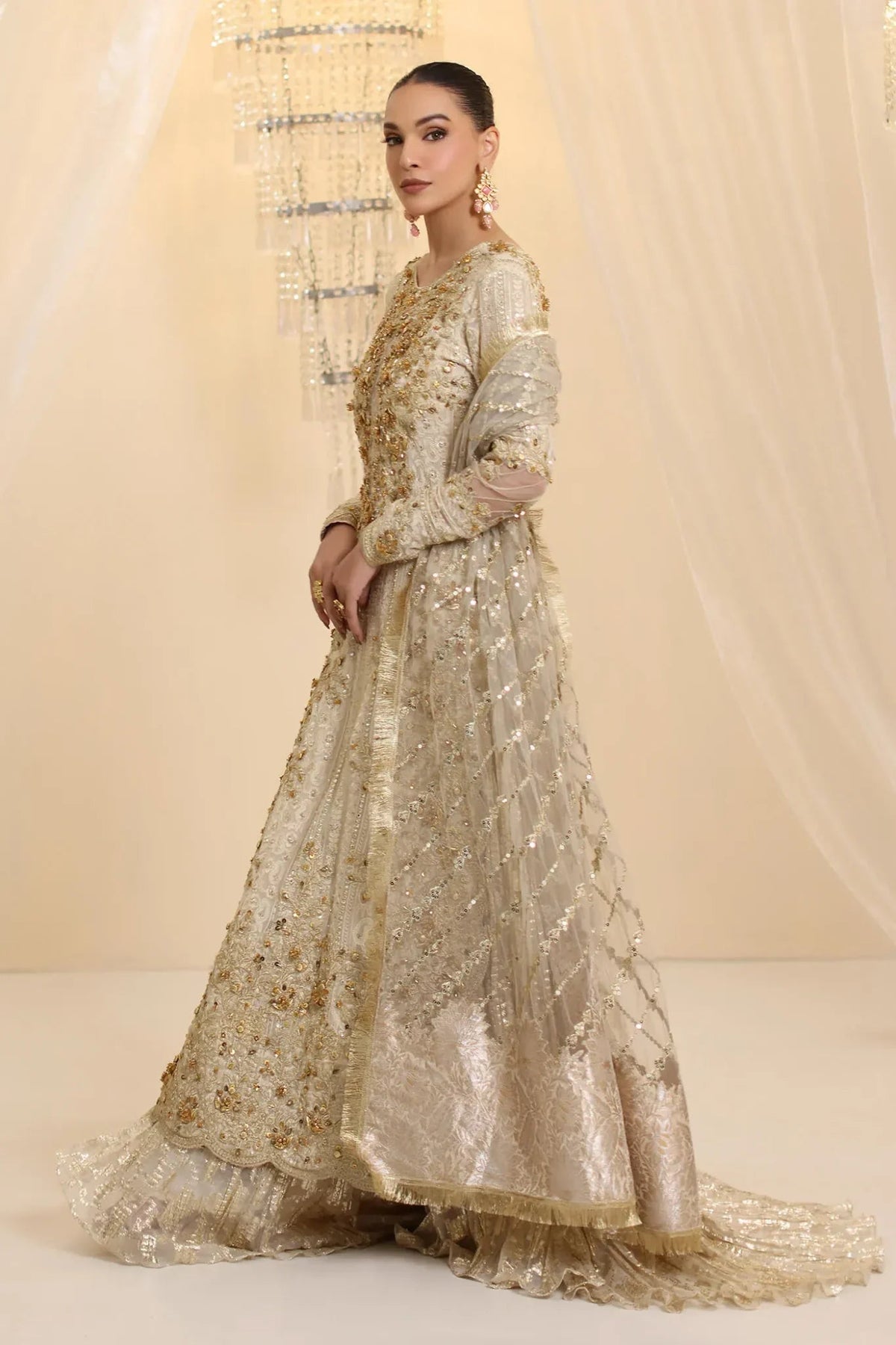 Musferah Saad | Ethereal Dream | Ivory Empress-5