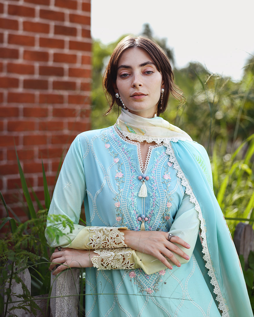Mushq | Solace Ombre Chikankari | Ethereal Pause, image 3
