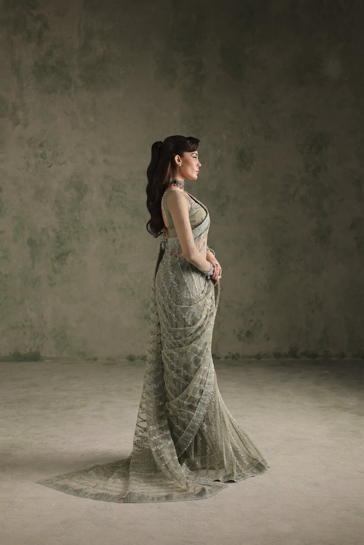 Imran Ramzan | Esmeree Wedding Formals | Étreinte de Rêve, image 2