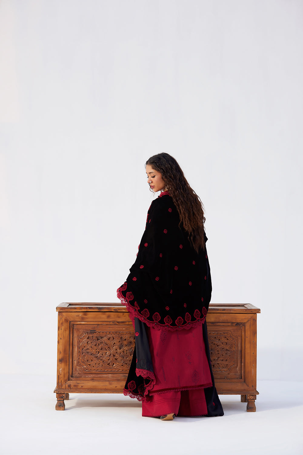 Saira Rizwan | Winter Khaddar 25 | NAZNEEN-SRW25-04, image 2