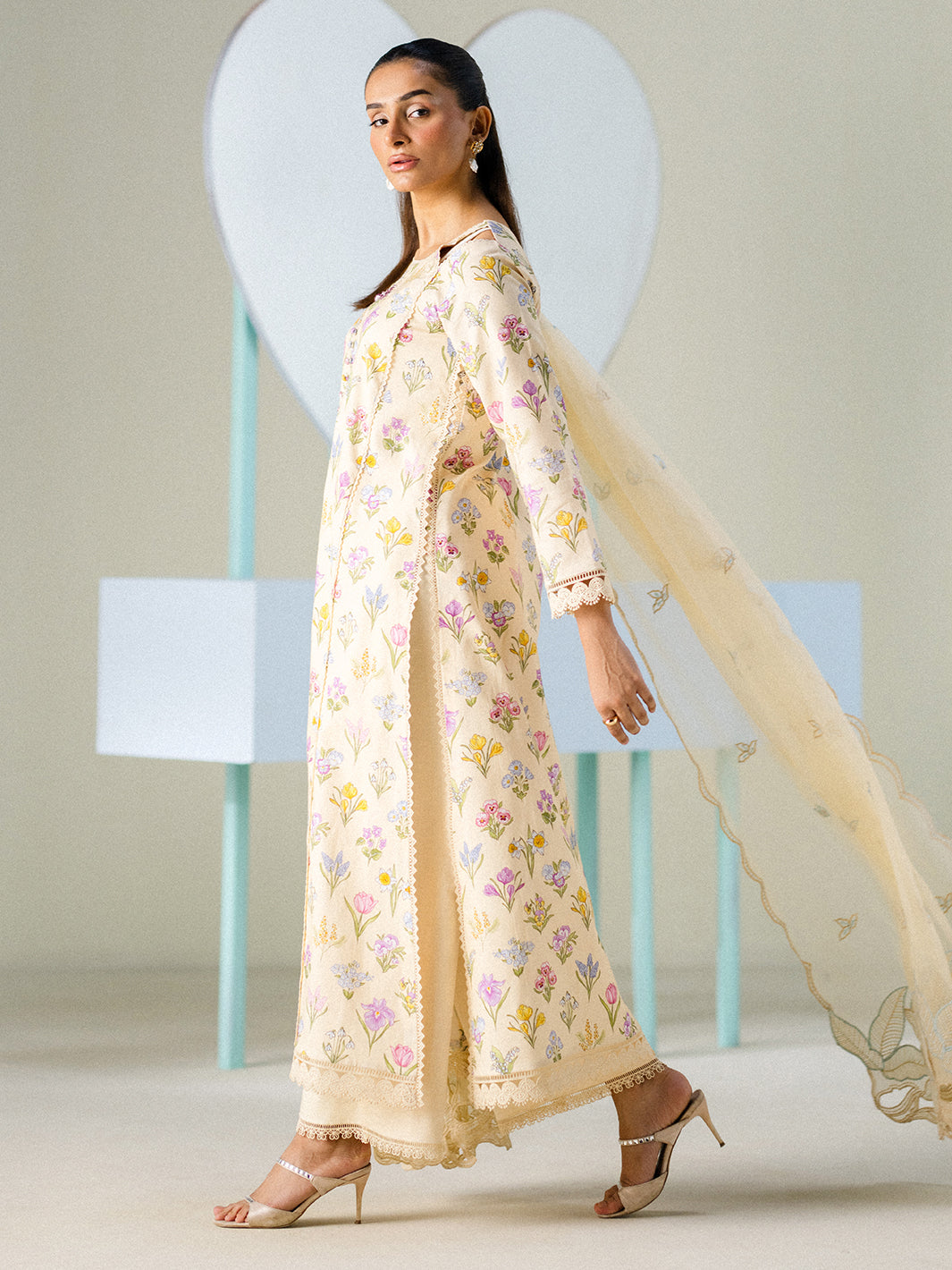 Faiza Faisal | FNF Printed Lawn | BUTTERCUP BLOOM, image 3