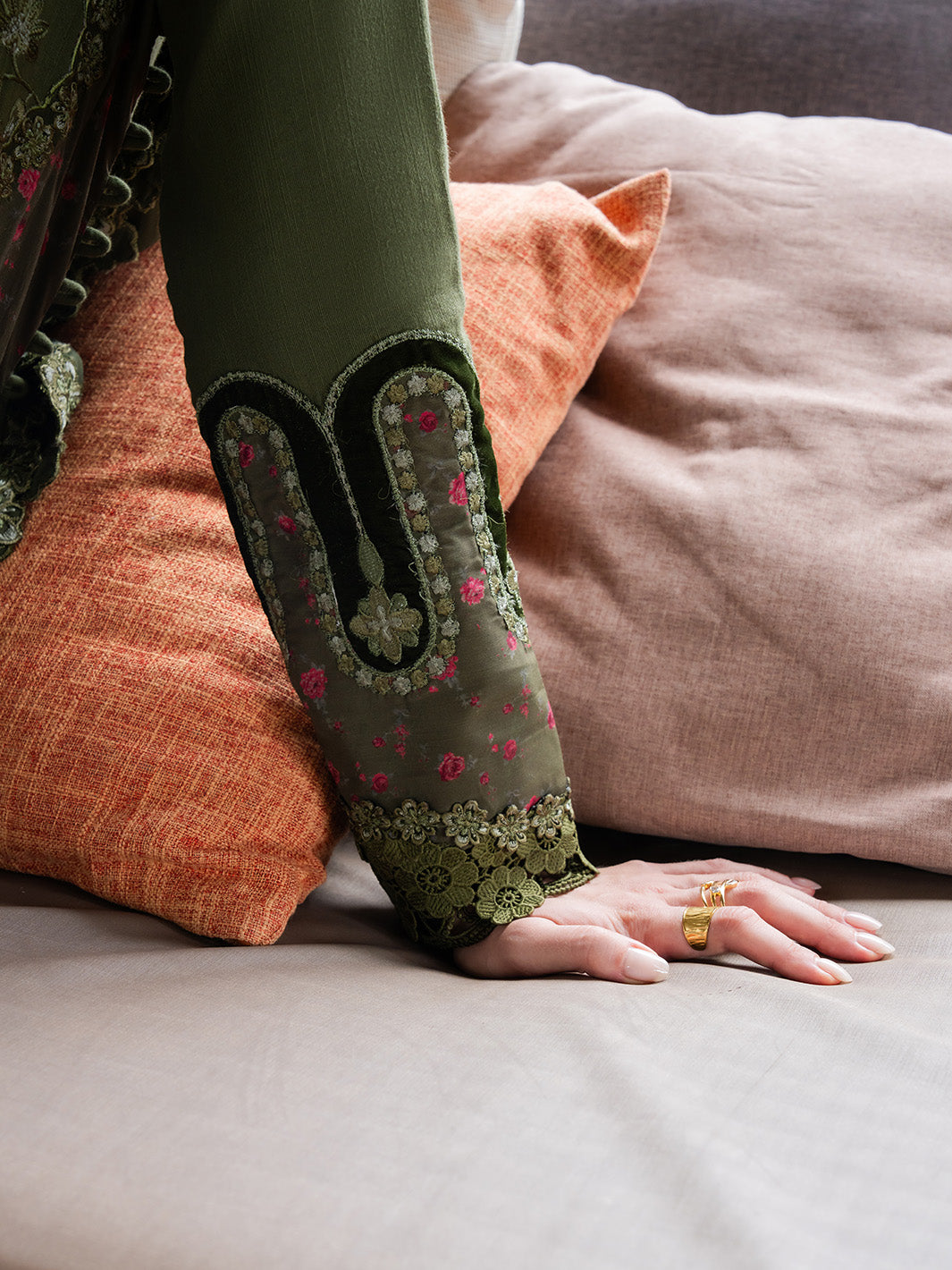 Faiza Faisal | Dastaan Khaddar 25 | RUMIYA, image 9