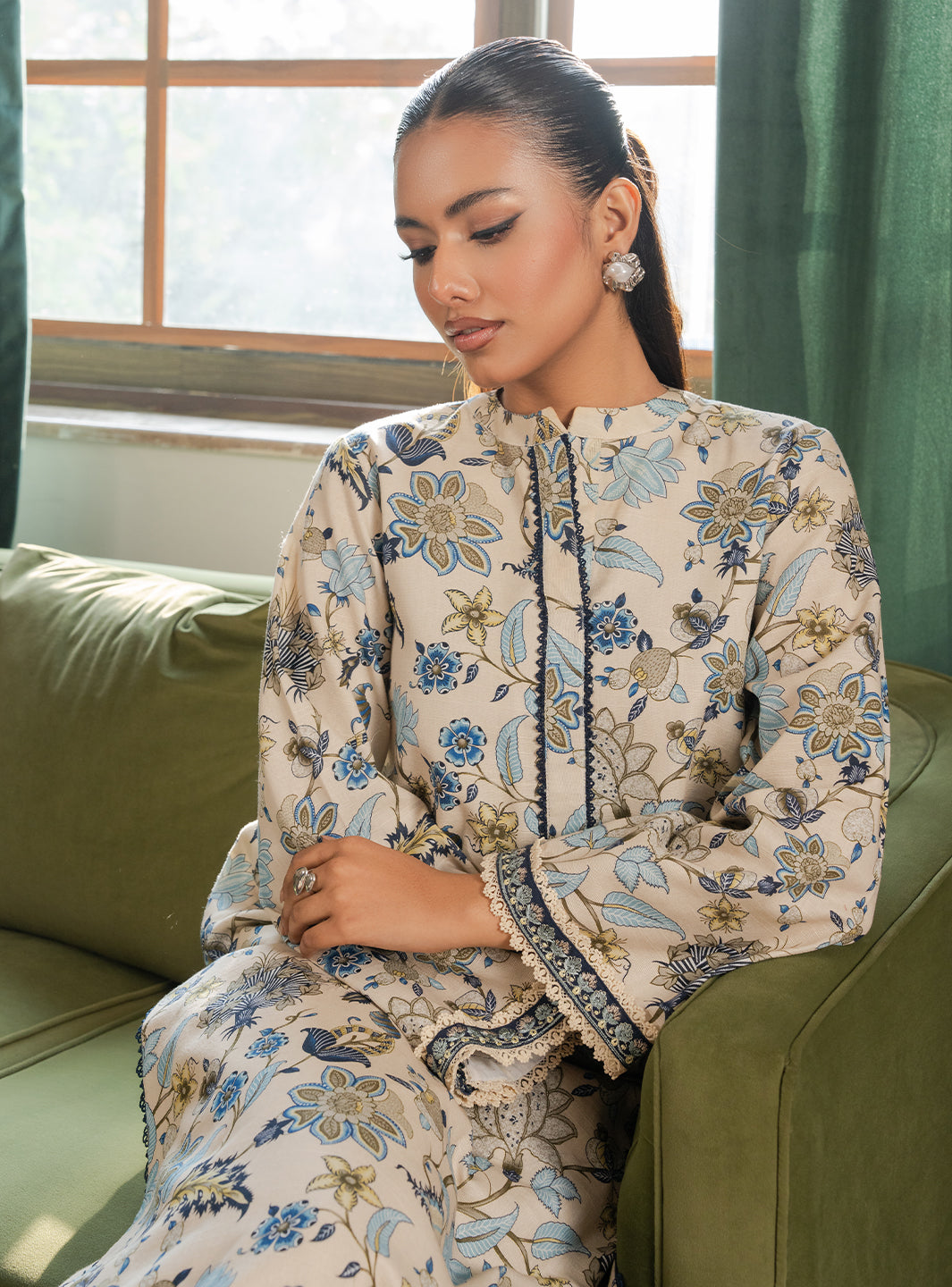 Faiza Faisal | Lumiere Pret | IVORY MIST, image 4