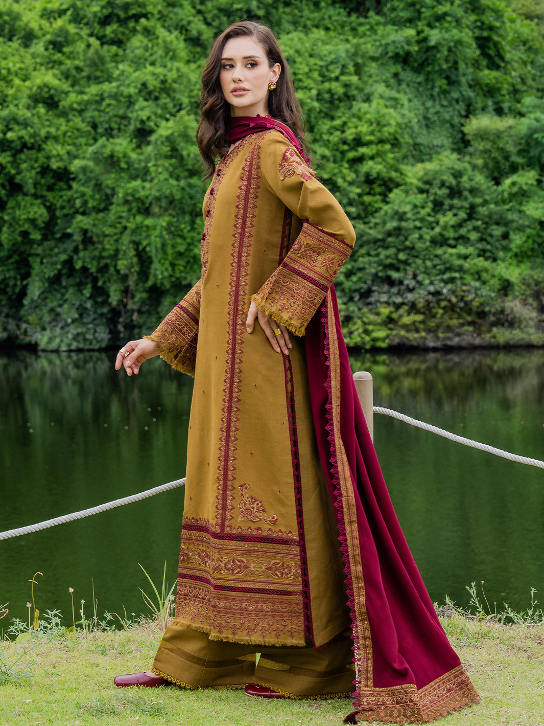 Faiza Faisal | Hoor Karandi | AZIRA, image 4