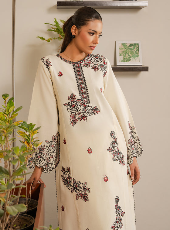 Faiza Faisal | Lumiere Winter Pret | LUMI, image 3