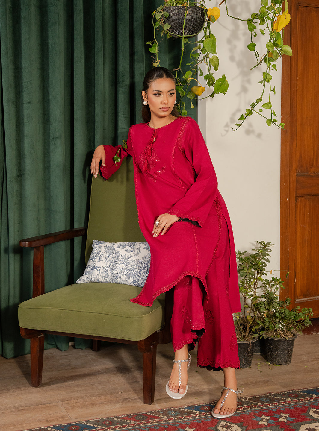 Faiza Faisal | Lumiere Winter Pret | SAVINA, image 6