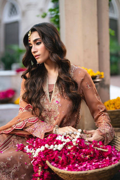 Maryum N Maria | Gulnaar Formals | 3 Piece Embroidered Chiffon VARVARA - FSU5651, image 3