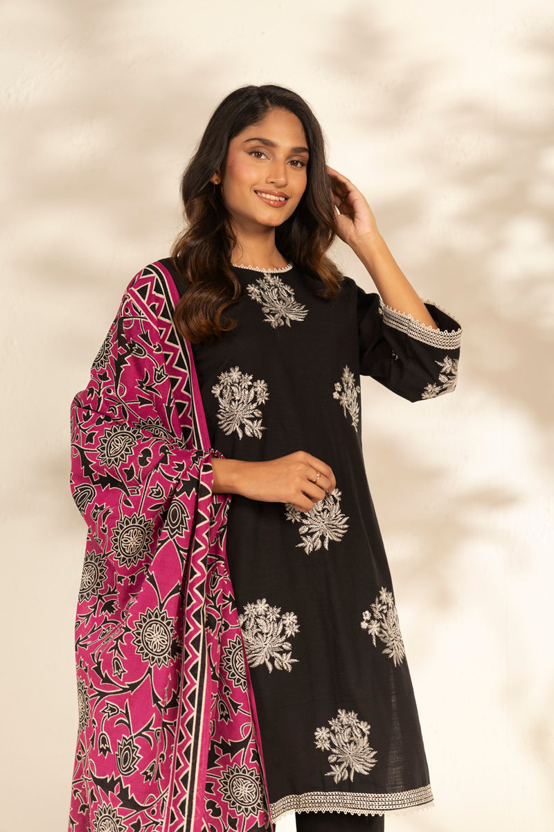 Al Karam  Winter 25  FW-101-25-1-Black -  Al Karam Ladies Clothes - Original Designer Dress - House of Maryam