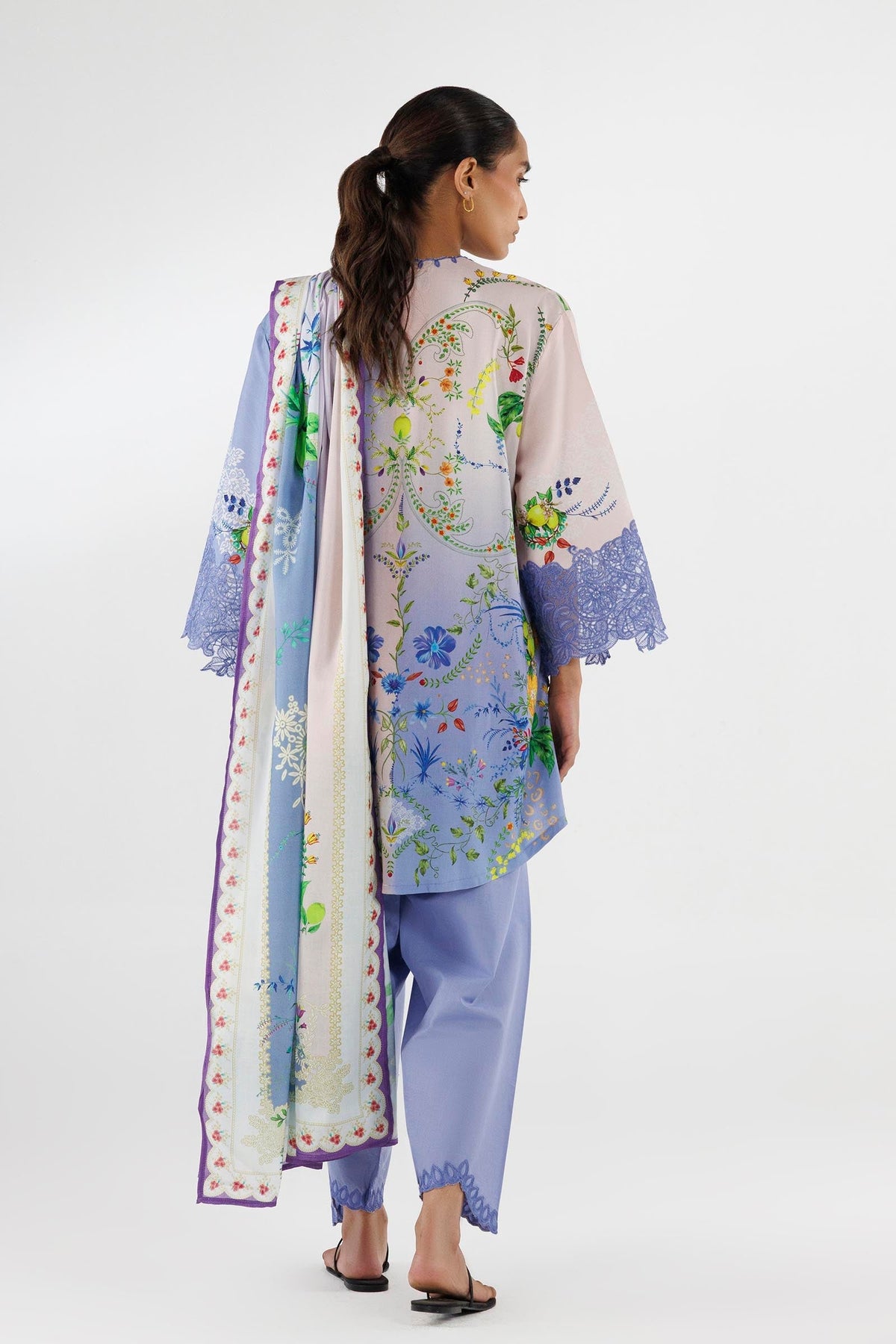 Sana Safinaz | Luxury Pret | Muzlin Linen Suit FW25MUZ017BP3, image 2