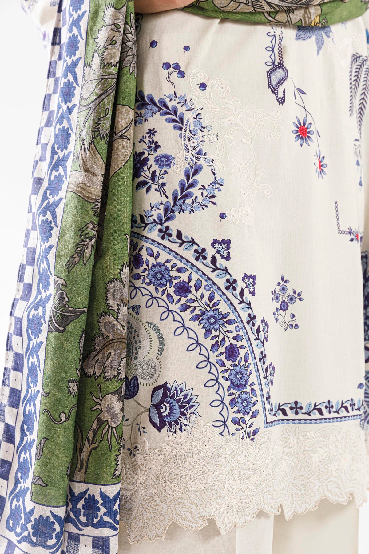 Sana Safinaz | Luxury Pret | Muzlin Linen Suit FW25MUZ020BP3, image 4