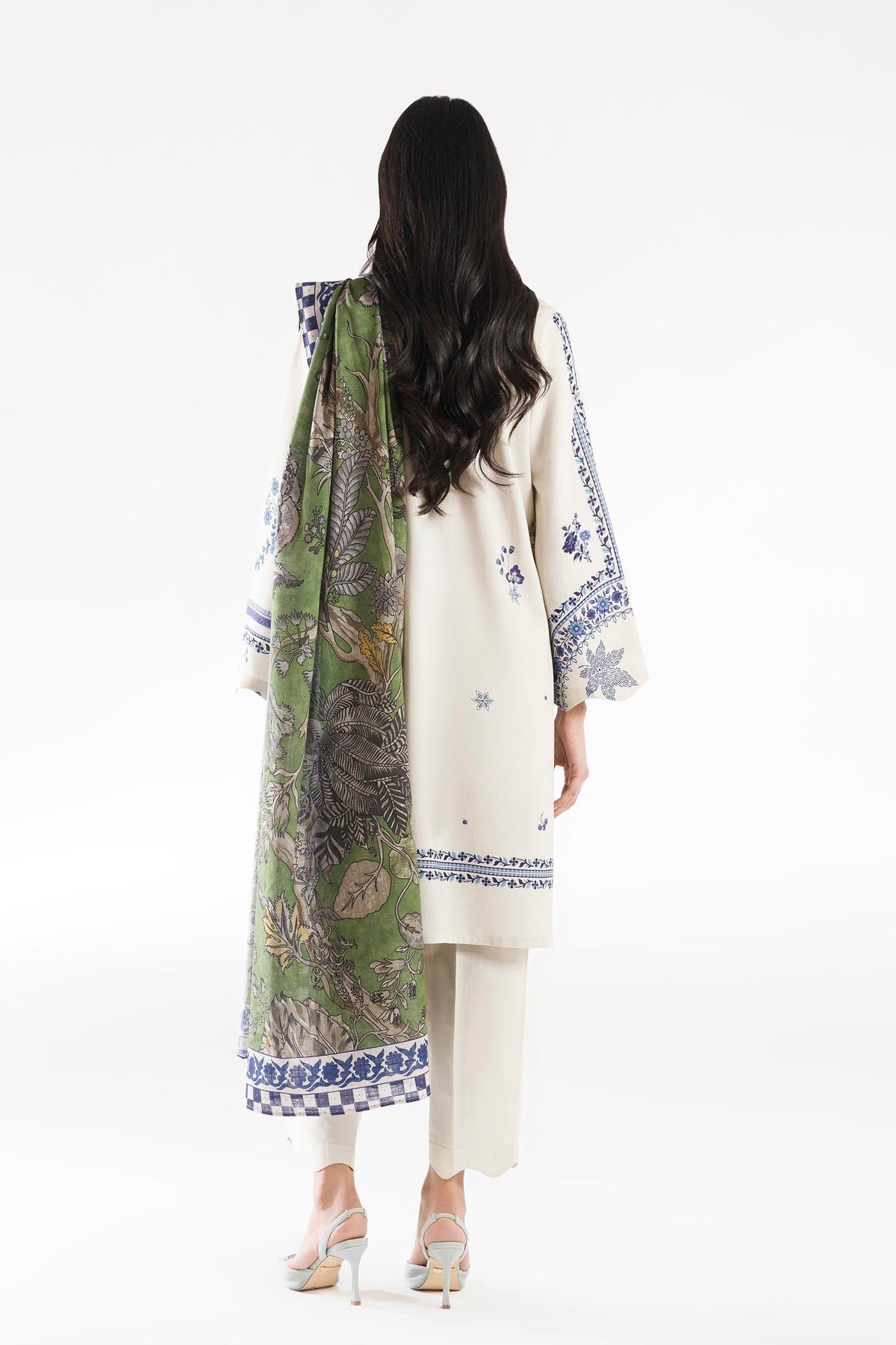 Sana Safinaz | Luxury Pret | Muzlin Linen Suit FW25MUZ020BP3, image 2