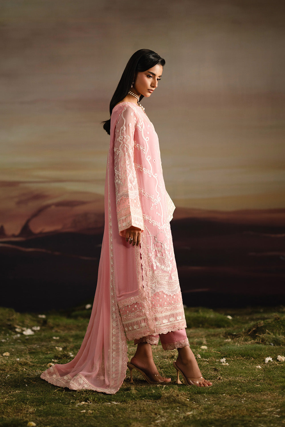 Fressia Premium | Luxury 26 | IYLA - FWU5704 by Freesia Premium, image 5