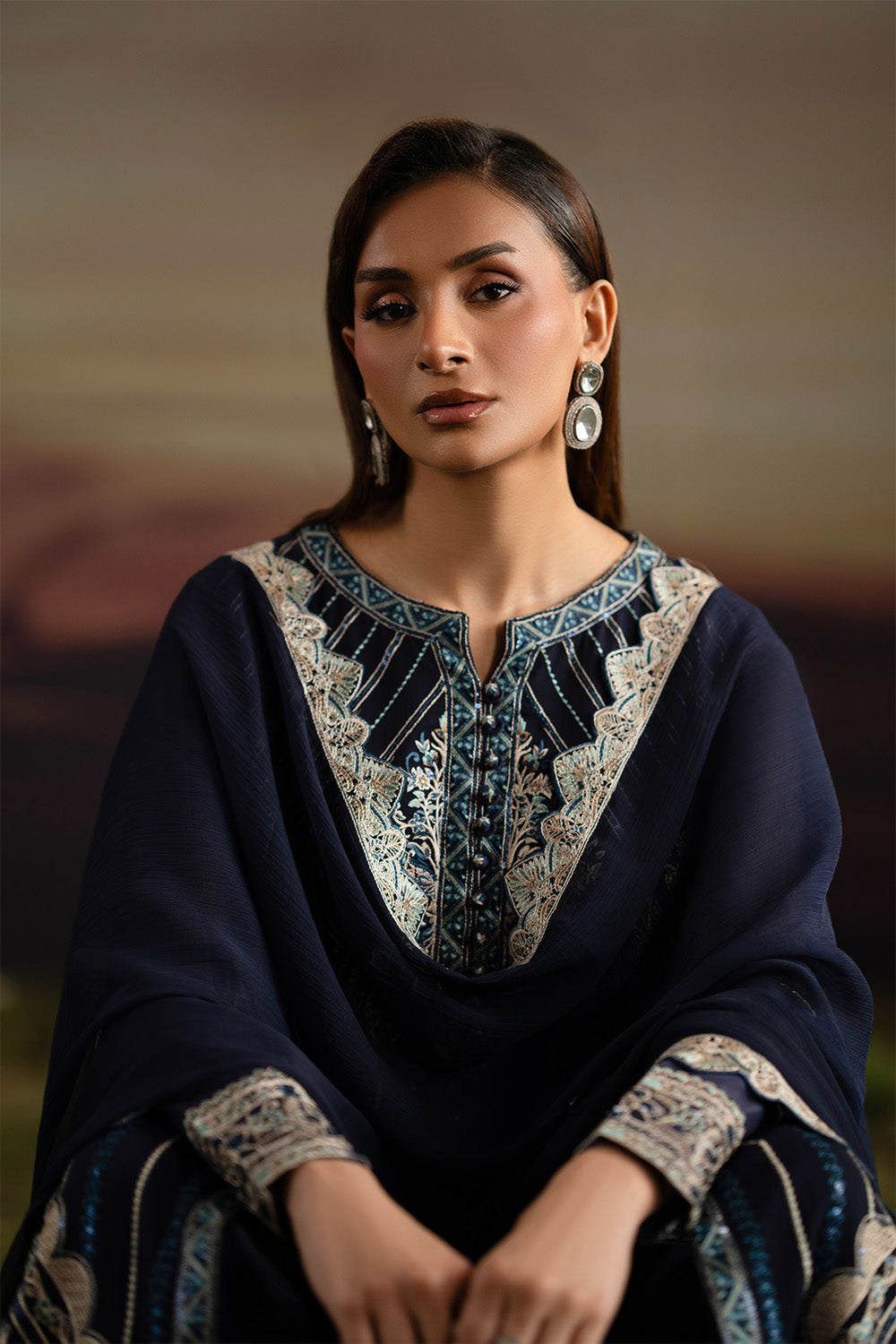 Fressia Premium | Luxury 26 | INDU - FWU5706 by Freesia Premium, image 5