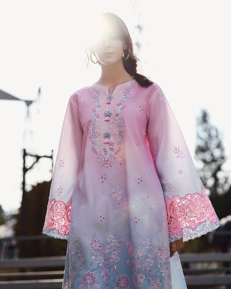 Mushq | Solace Ombre Chikankari | Faint Blossom, image 3