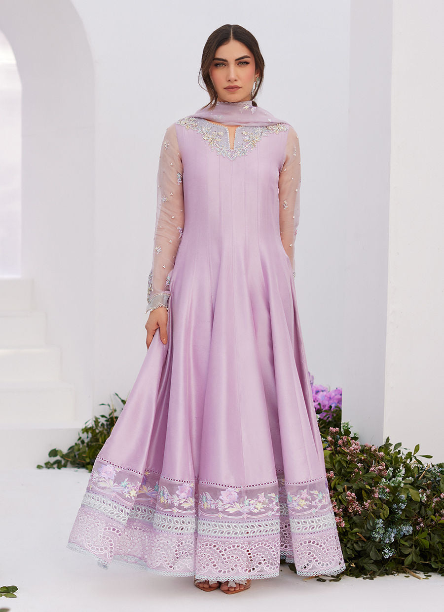 Farah Talib Aziz | Zaza Luxe Pret 24 | MANON LILAC EMBELLISHED RAW SILK KALIDAAR by Farah Talib Aziz - House of Maryam