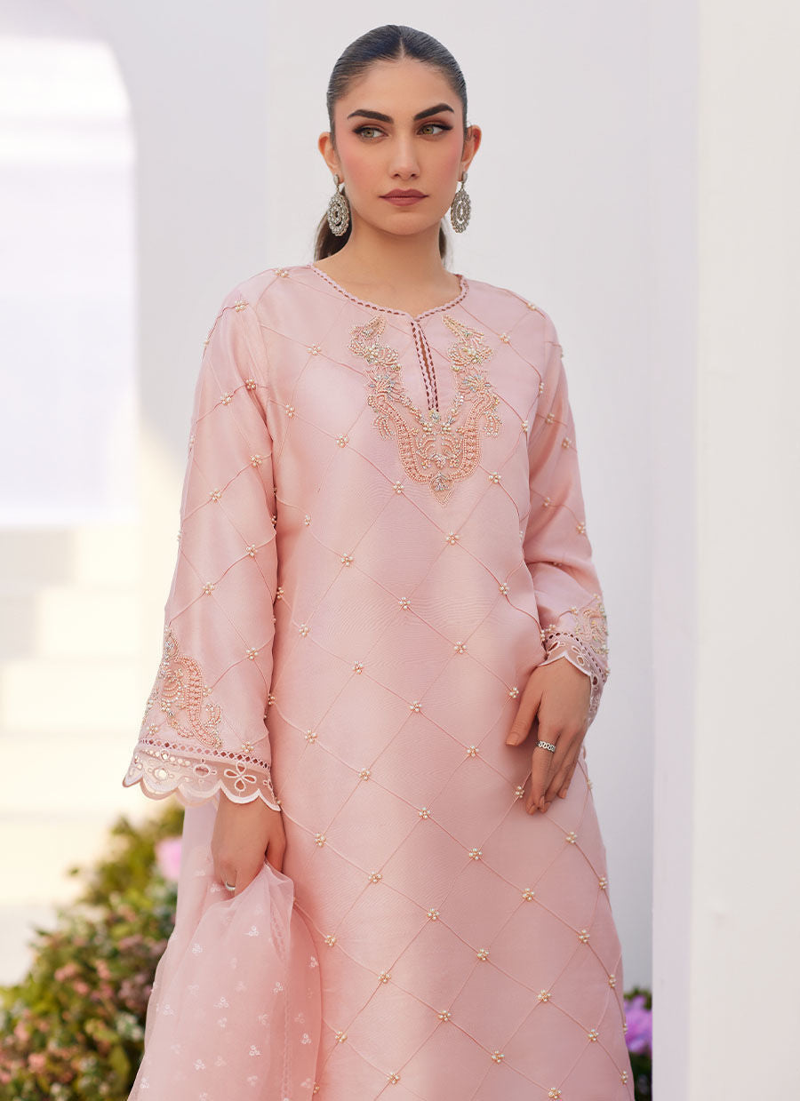 Farah Talib Aziz | Zaza Luxe Pret 24 | BEBE BLUSH PINK EMBELLISHED RAW SILK KURTA SHIRT AND DUPATTA by Farah Talib Aziz - House of Maryam