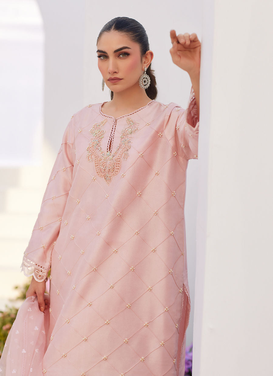 Farah Talib Aziz | Zaza Luxe Pret 24 | BEBE BLUSH PINK EMBELLISHED RAW SILK KURTA SHIRT AND DUPATTA by Farah Talib Aziz - House of Maryam