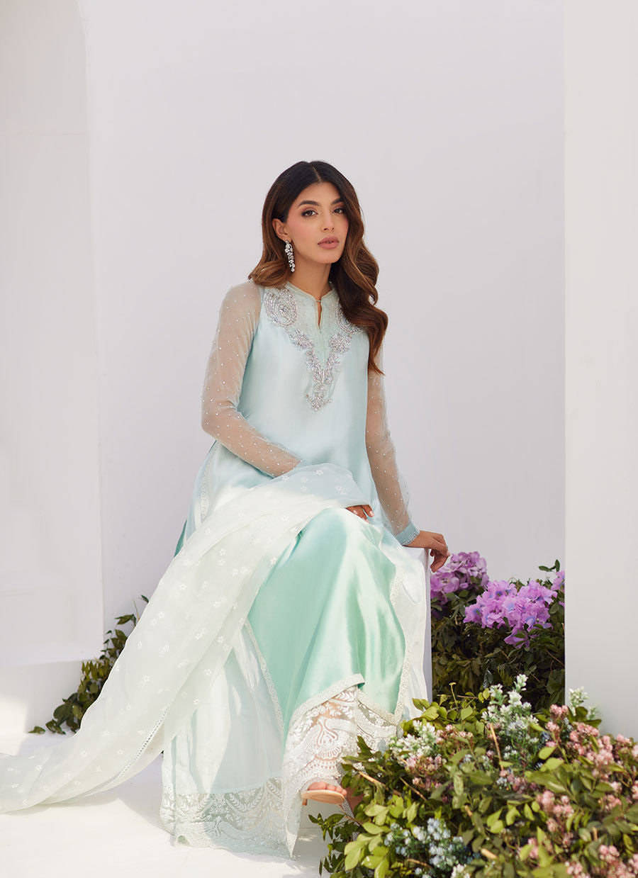 Farah Talib Aziz | Zaza Luxe Pret 24 | SOLENE AQUA OMBRE EMBELLISHED COLUMN SHIRT WITH EMBROIDERED KALIDAAR SLIP by Farah Talib Aziz - House of Maryam