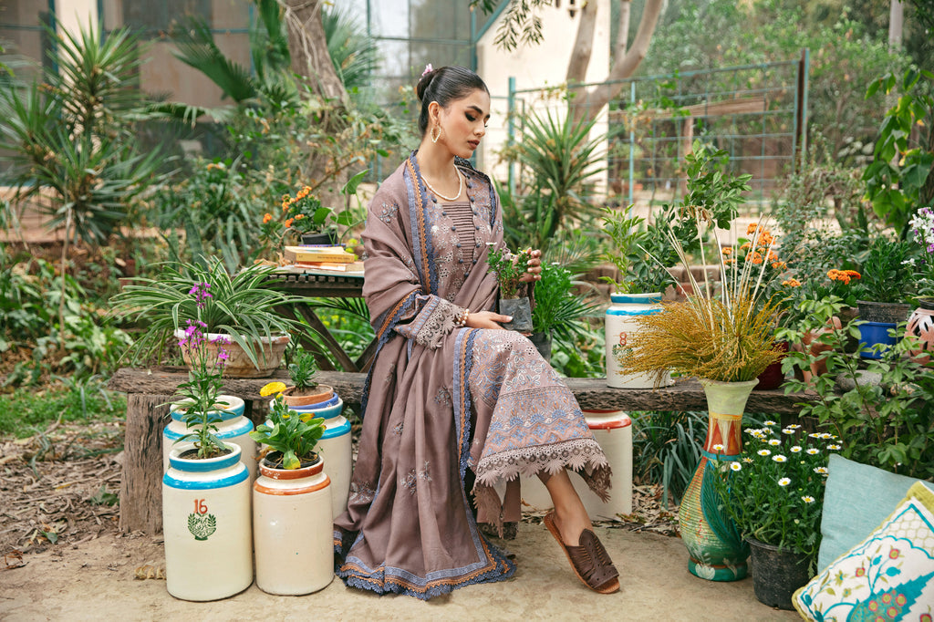 Florent | Luxury Lawn 24 | FFL-7 -  Florent Luxury - Original Designer Dress - House of Maryam
