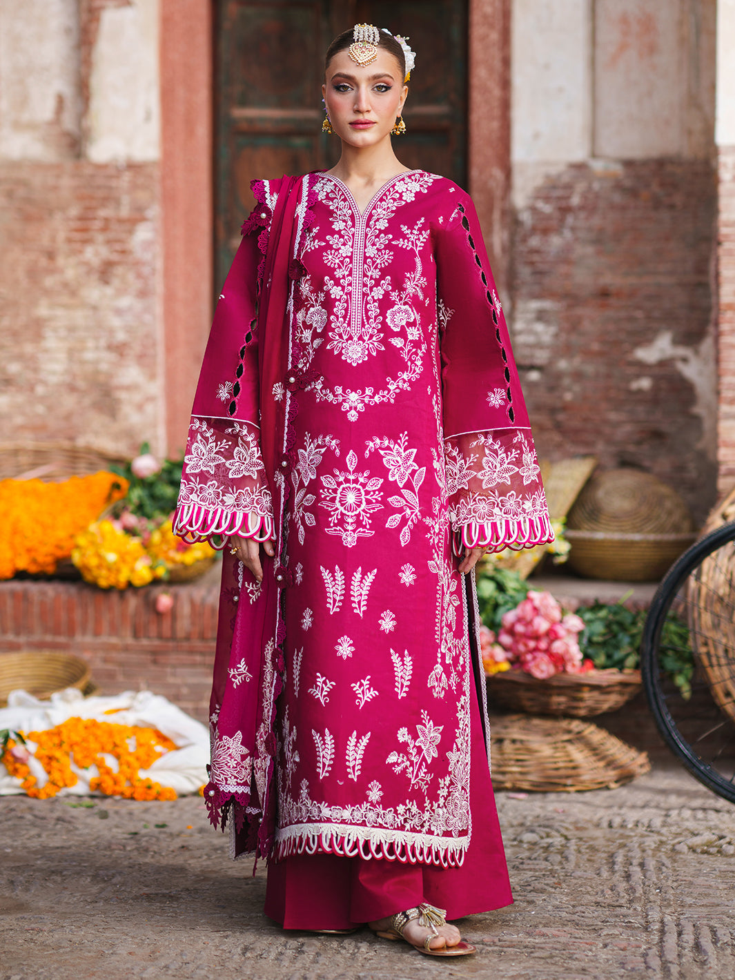 Mahnur | Gul Luxury Lawn 26 |G-001-3