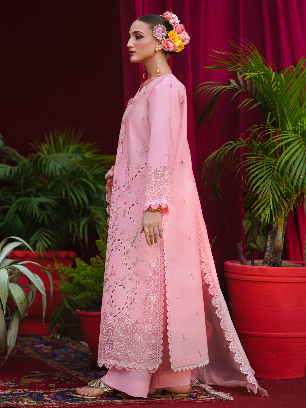 Mahnur | Gul Luxury Lawn 26 | G-004, image 4