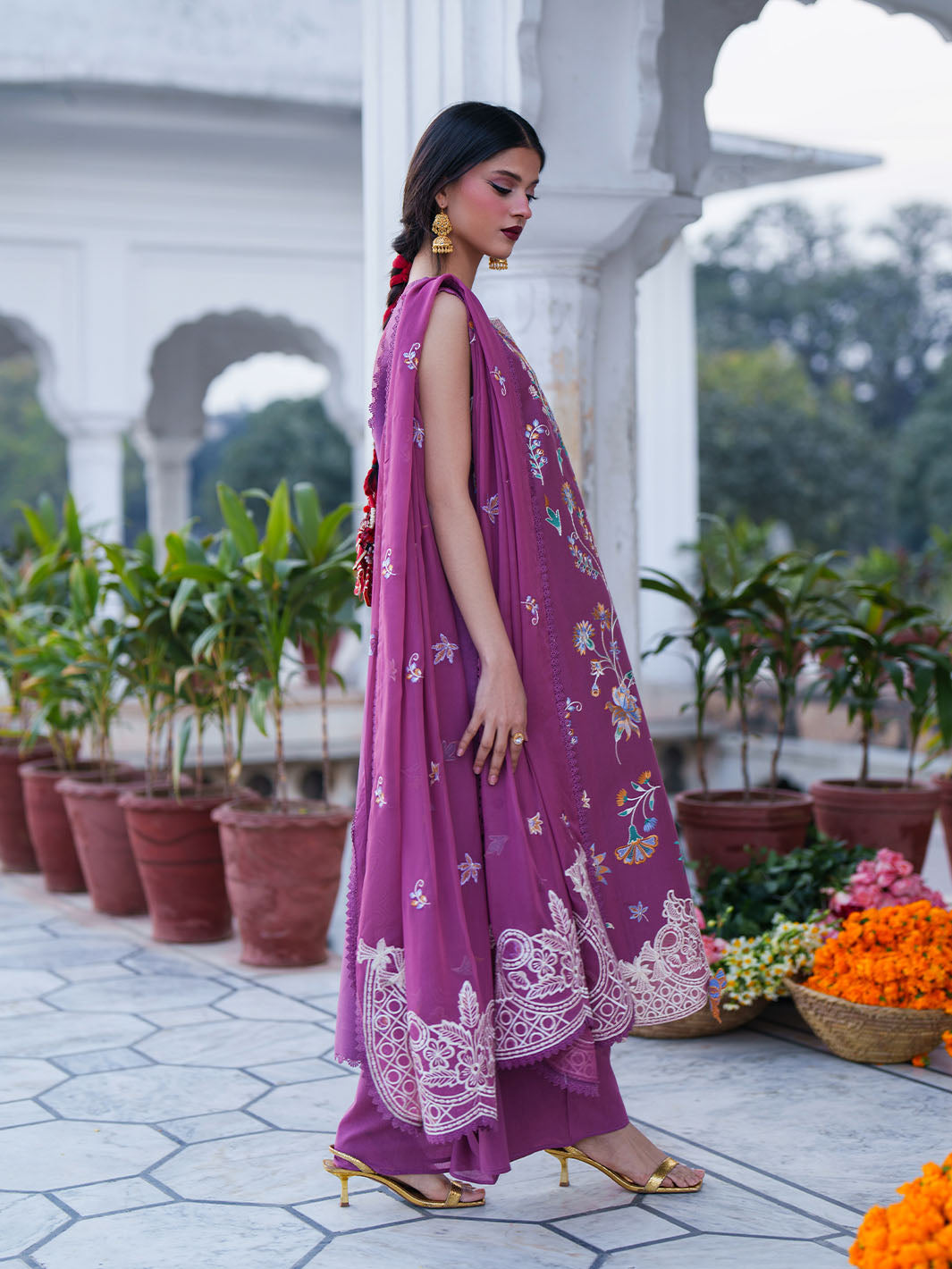Mahnur | Gul Luxury Lawn 26 | G-007, image 4