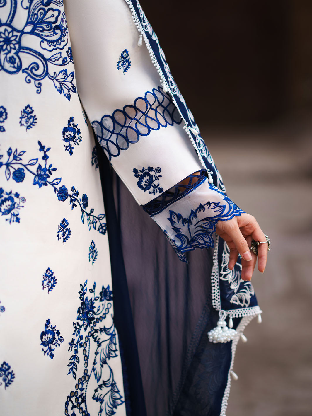 Mahnur | Gul Luxury Lawn 26 | G-008, image 9