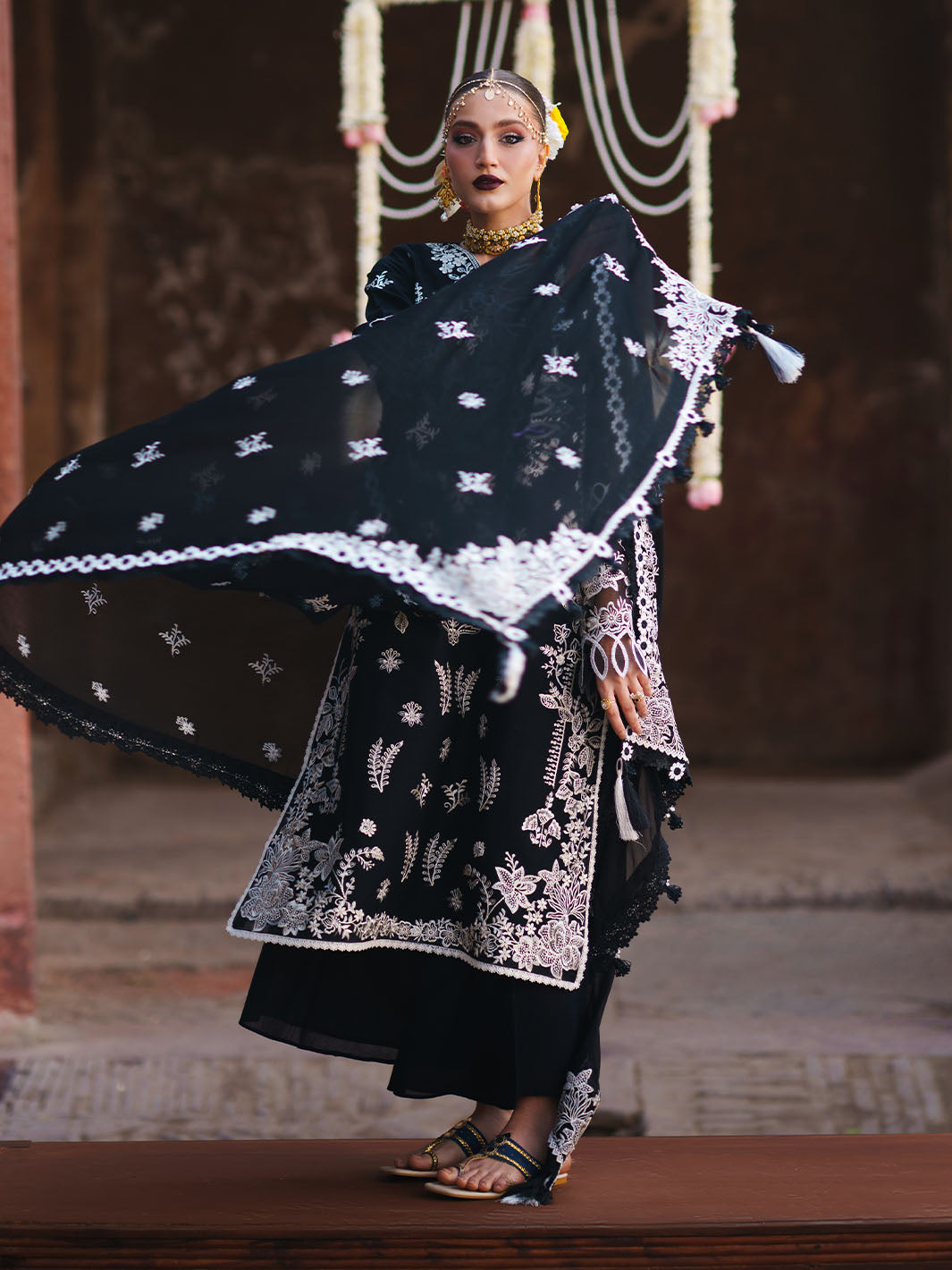 Mahnur | Gul Luxury Lawn 26 |G-010-6