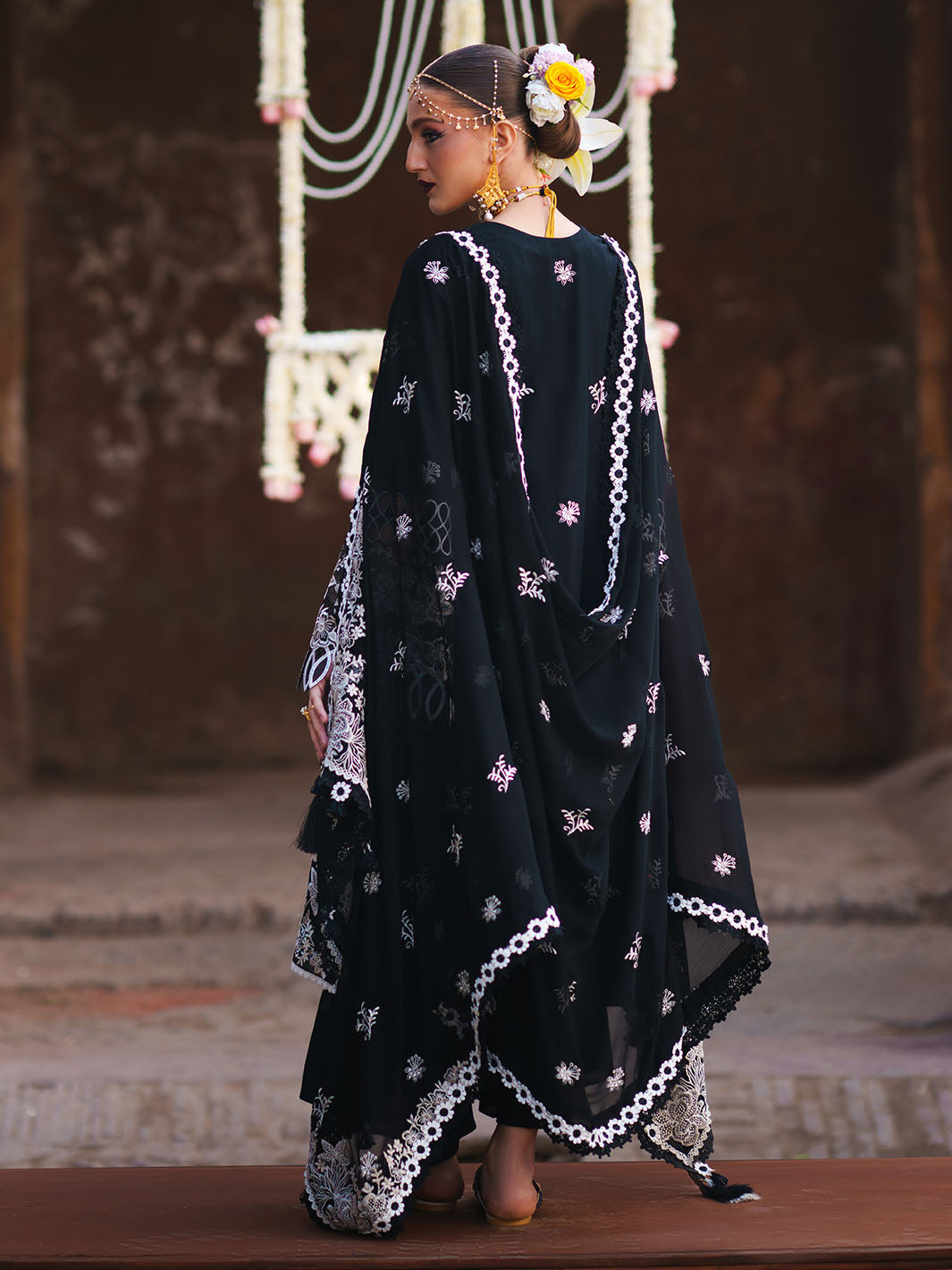 Mahnur | Gul Luxury Lawn 26 |G-010, image 2