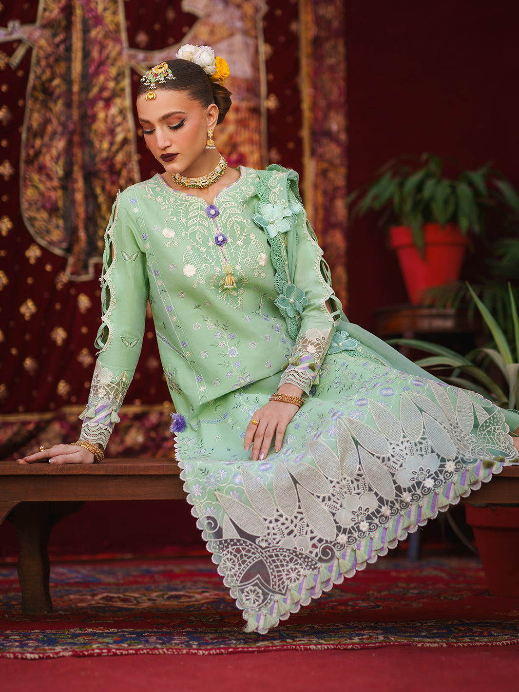Mahnur | Gul Luxury Lawn 26 | G-011, image 8