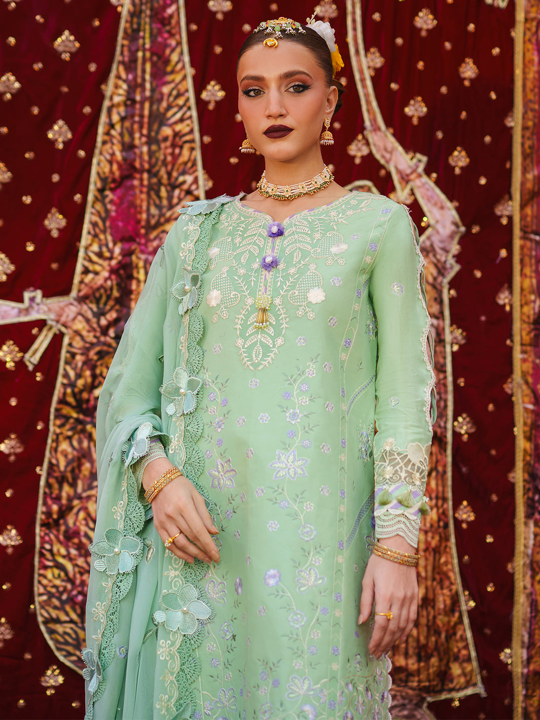 Mahnur | Gul Luxury Lawn 26 | G-011, image 3