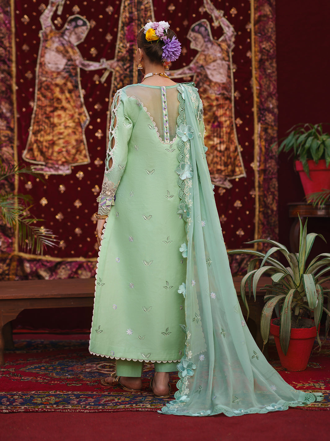 Mahnur | Gul Luxury Lawn 26 | G-011, image 2