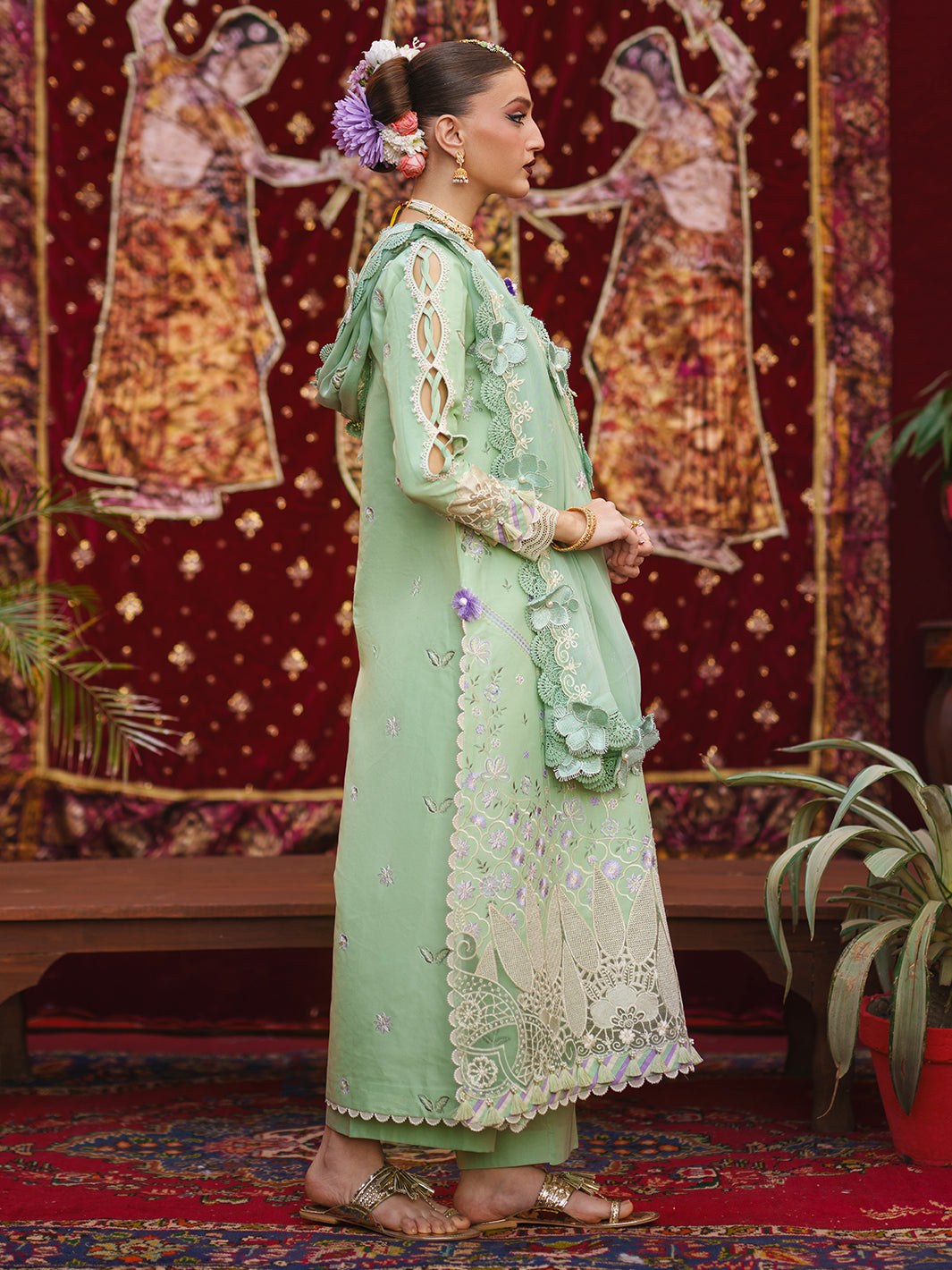 Mahnur | Gul Luxury Lawn 26 | G-011, image 4