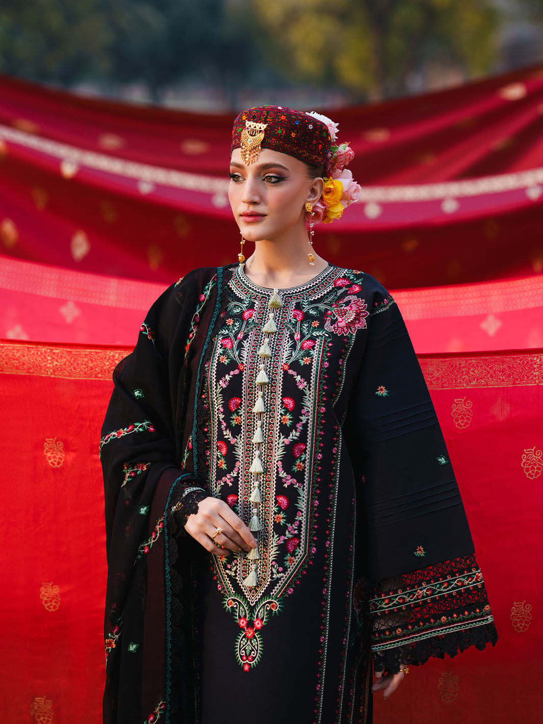Mahnur | Gul Luxury Lawn 26 | G-013-3