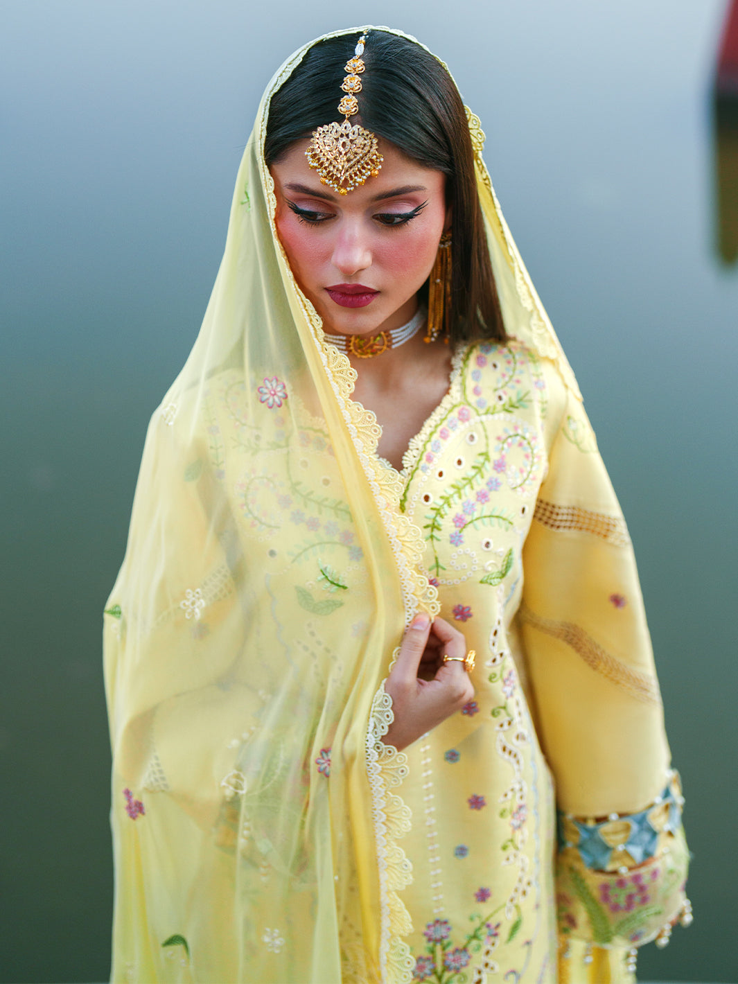 Mahnur | Gul Luxury Lawn 26 | G-014, image 5