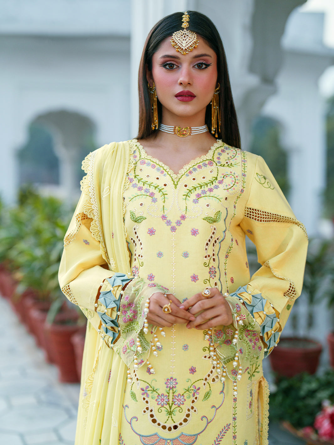 Mahnur | Gul Luxury Lawn 26 | G-014-4